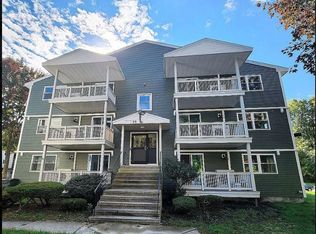 20 Abbey Rd APT 301, Leominster, MA 01453