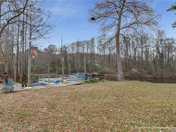 2nd image of 6010 N Lakeshore Dr