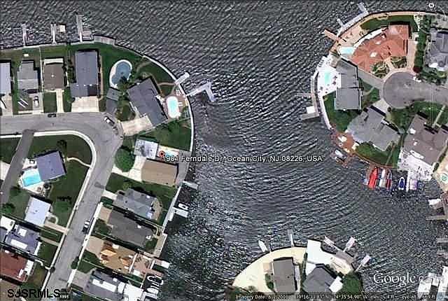 2nd image of 1901 Ferndale Dr