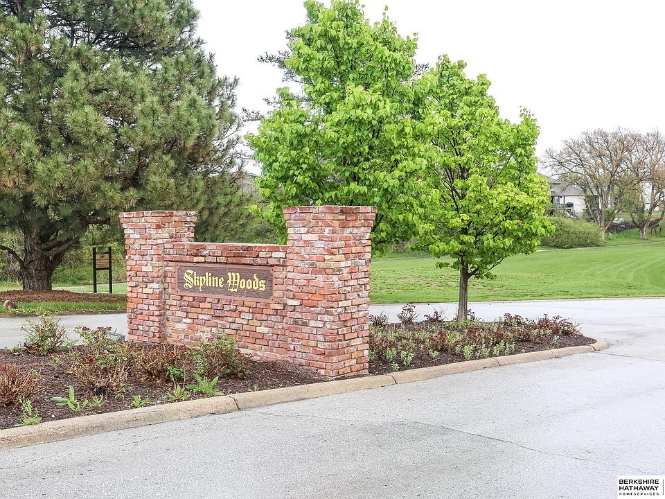 1st image of 22041 Stanford Cir