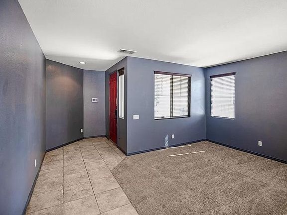 4th image of 26312 Avery Pl