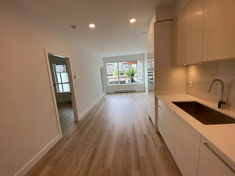 1892 Starling Dr #112 — Photo 8