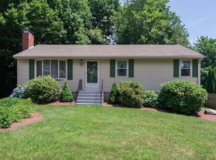 35 Juniper Ln, Rutland, MA 01543