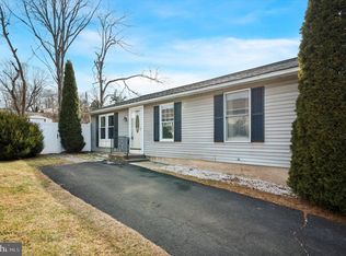 1447 Rothley Ave, Willow Grove, PA 19090