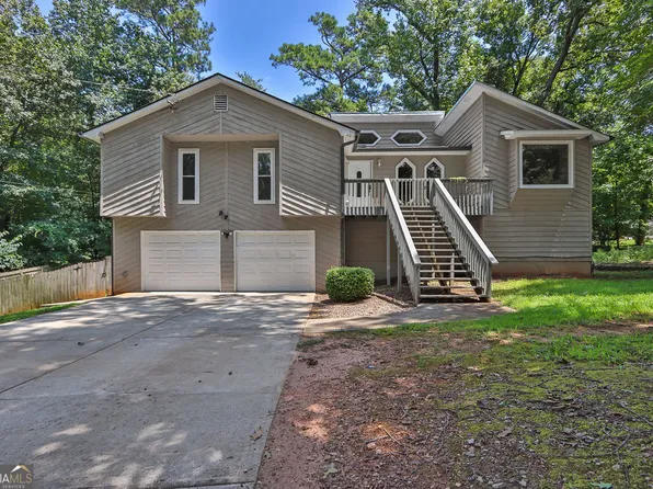 52 Omega Dr, Lawrenceville, GA 30044