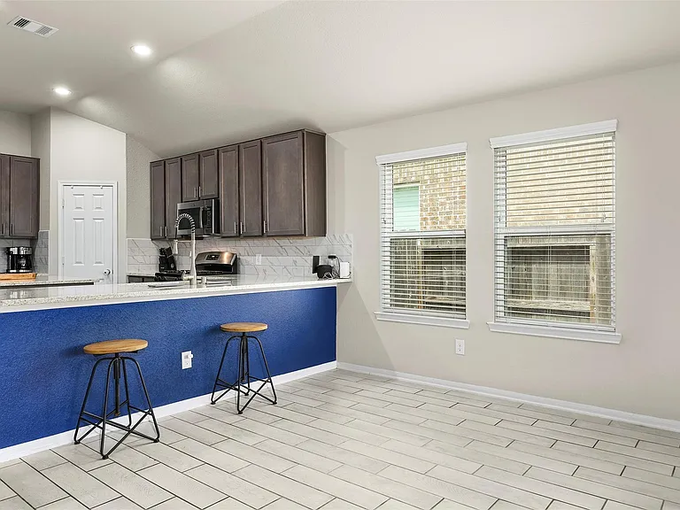 2214 Sand Lily Dr — Photo 10