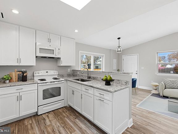 5th image of 1634 Elkridge Dr