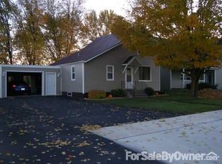 315 W Main St, Coleman, WI 54112