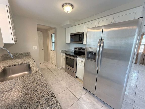 4th image of 5706 Chipper Dr