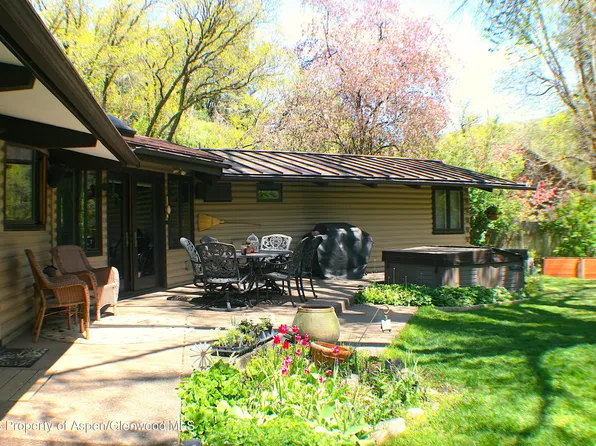 112 Hideaway Ln, Glenwood Springs, CO 81601