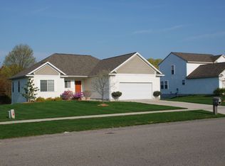 1210 Woodspointe Dr SW, Byron Center, MI 49315