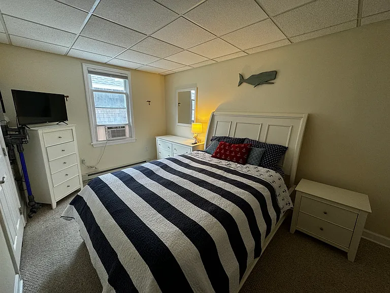 2708 Long Beach Blvd #2 — Photo 7