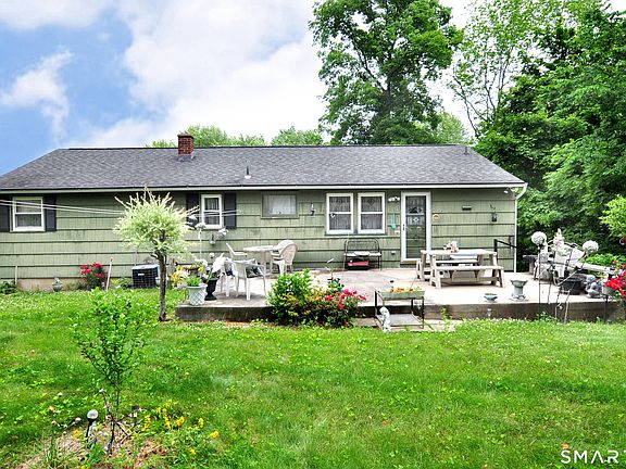 3rd image of 152 Saugus Avenue