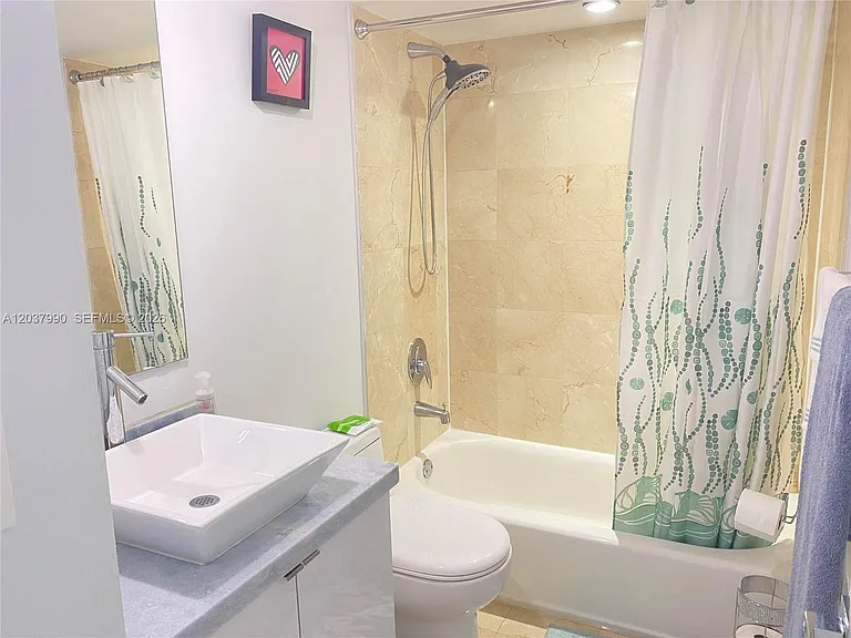 6917 Collins Ave #1205 — Photo 13