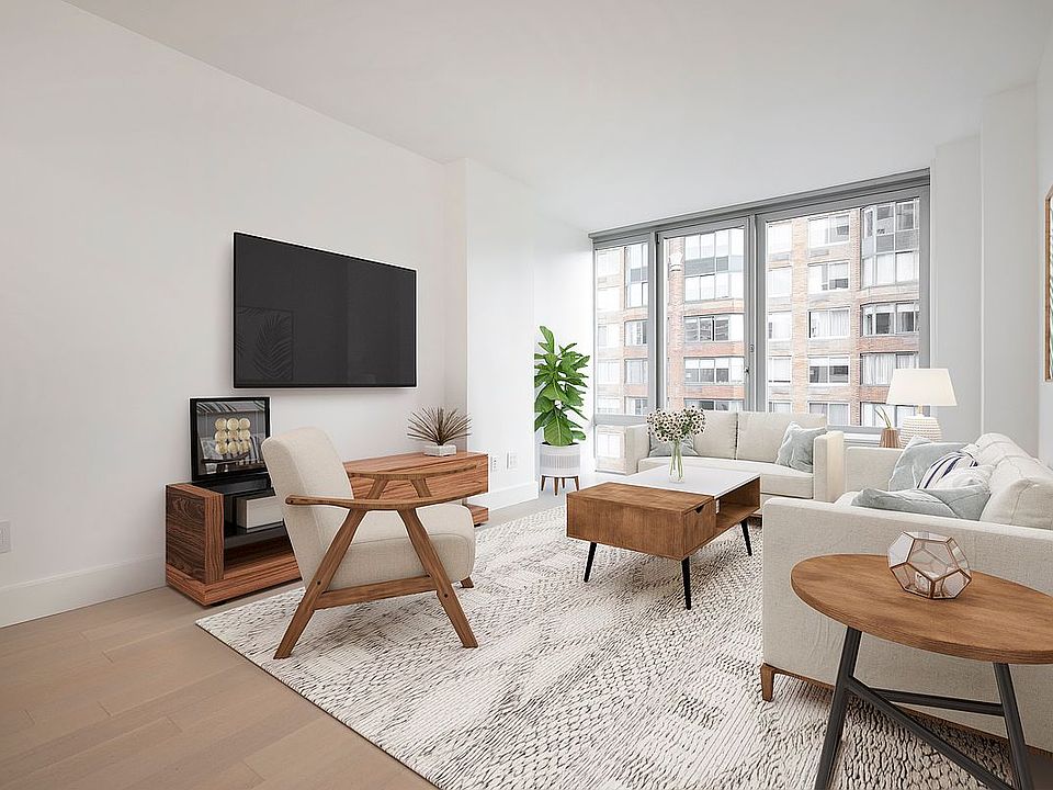 1st image of 212 W 72nd St #10C