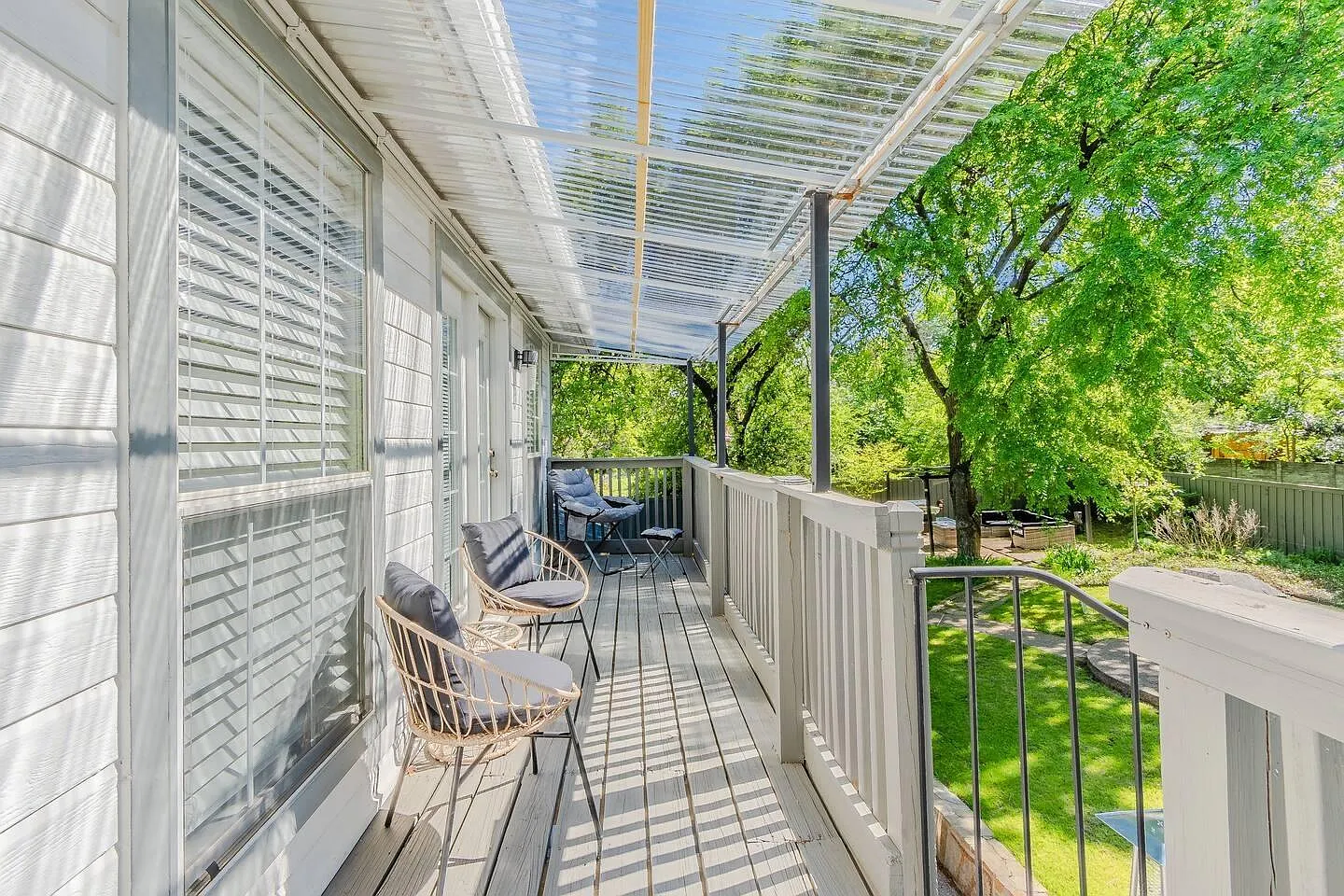 5 bed, 2900 sqft, $5,500 — Photo 4