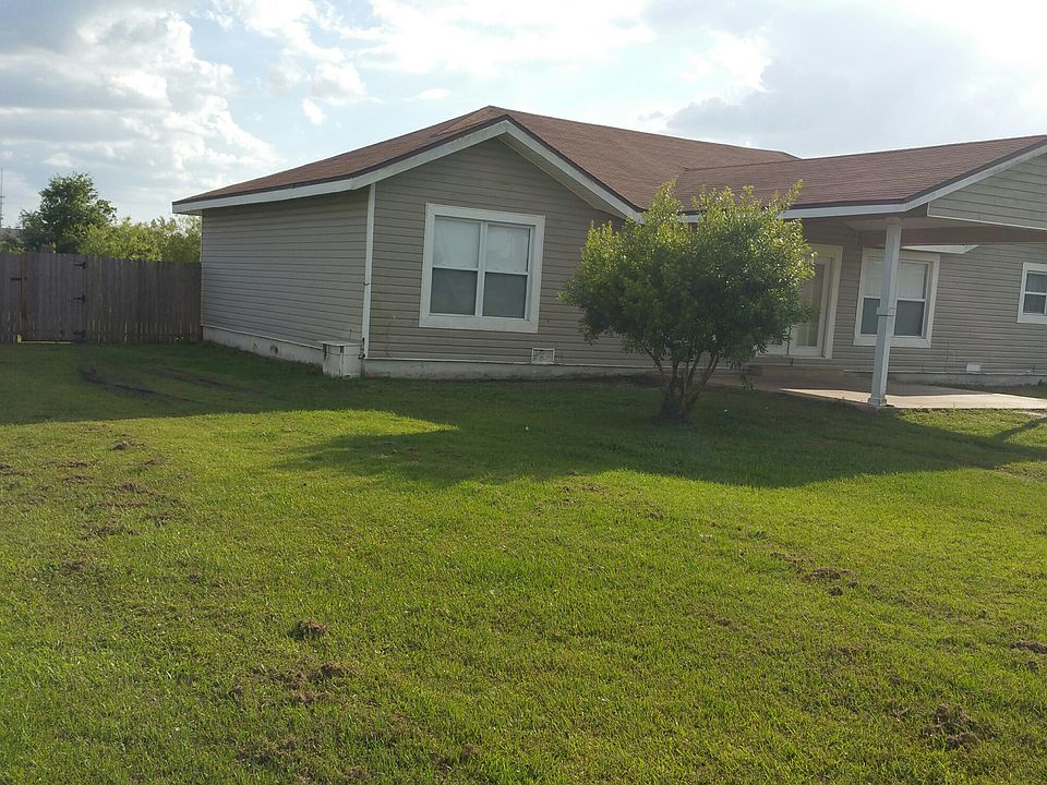 1st image of 318 Gretna Ln