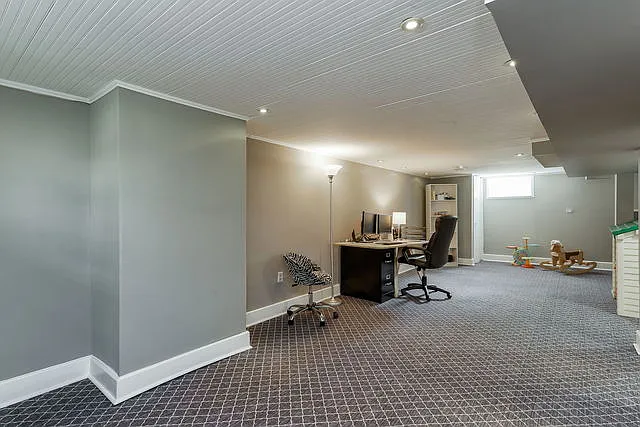 3 bed, 1856 sqft, $4,000 — Photo 3