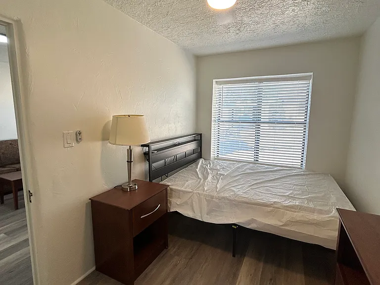 174 W 7th Ave #2 — Photo 11