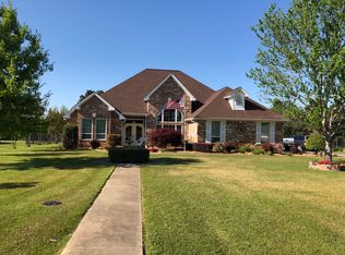 1173 Beaver Lake Dr, Texarkana, TX 75501