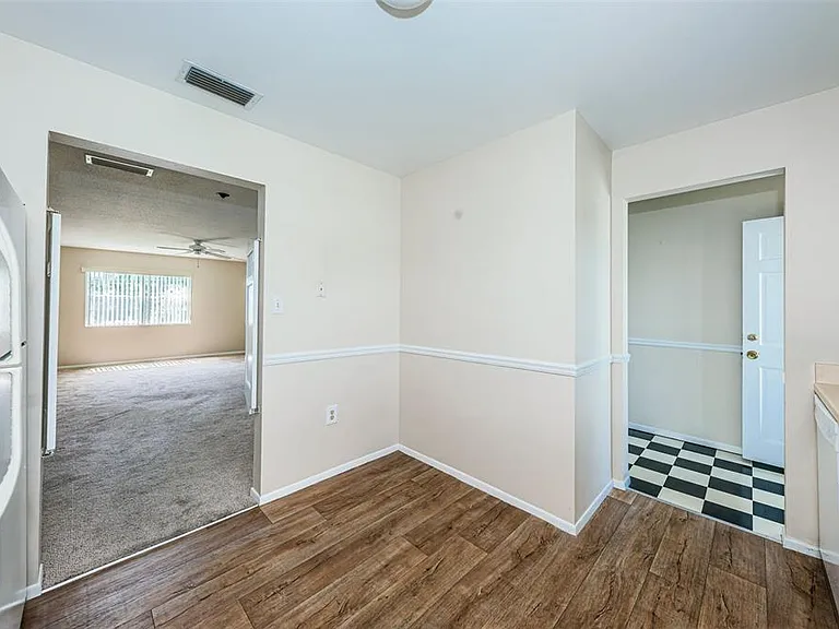 1706 Belleair Forest Dr #322 — Photo 8