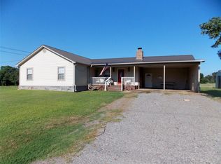 37977 Lassiter Rd, Howe, OK 74940