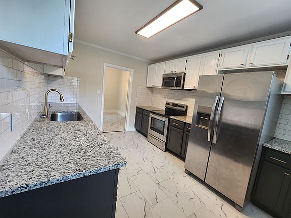 5th image of 128 Neely Ave