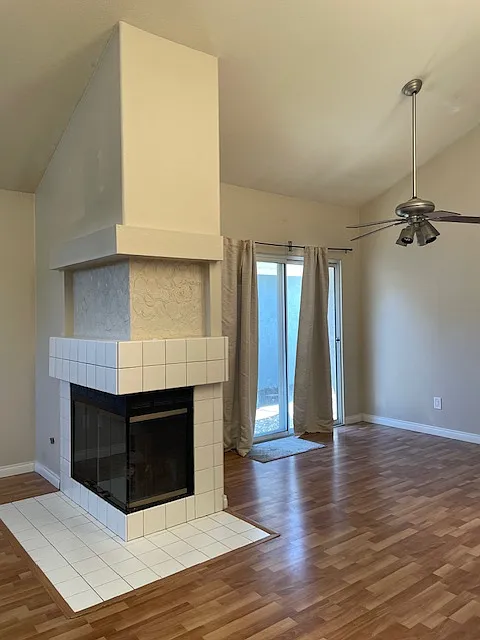 2 bed, 1267 sqft, $2,925 — Photo 4