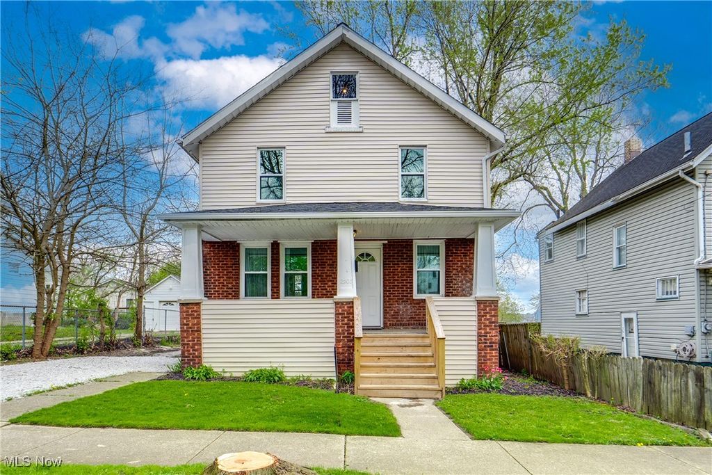 Real estate listing image