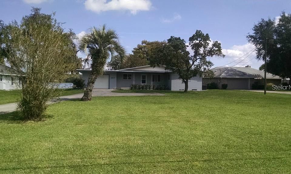 1st image of 1617 Lakeside Dr
