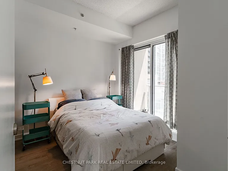 199 Richmond St W #711 — Photo 15