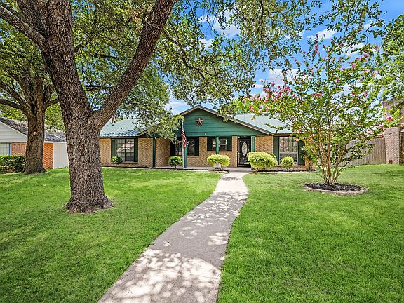 4th image of 2209 Winchester Dr