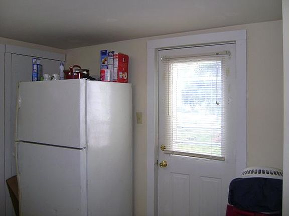 5th image of 1025 N Arthur St