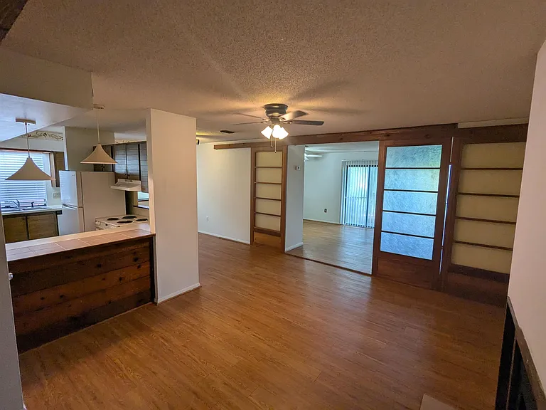 2885 Par Ln #A — Photo 2