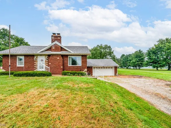 11441 Taylor St NE, Alliance, OH 44601