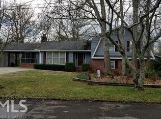 532 Valleyview Dr, Winder, GA 30680