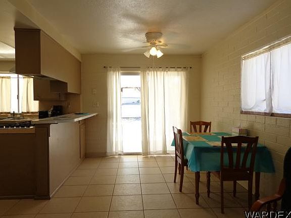 5th image of 206 Lee Ave