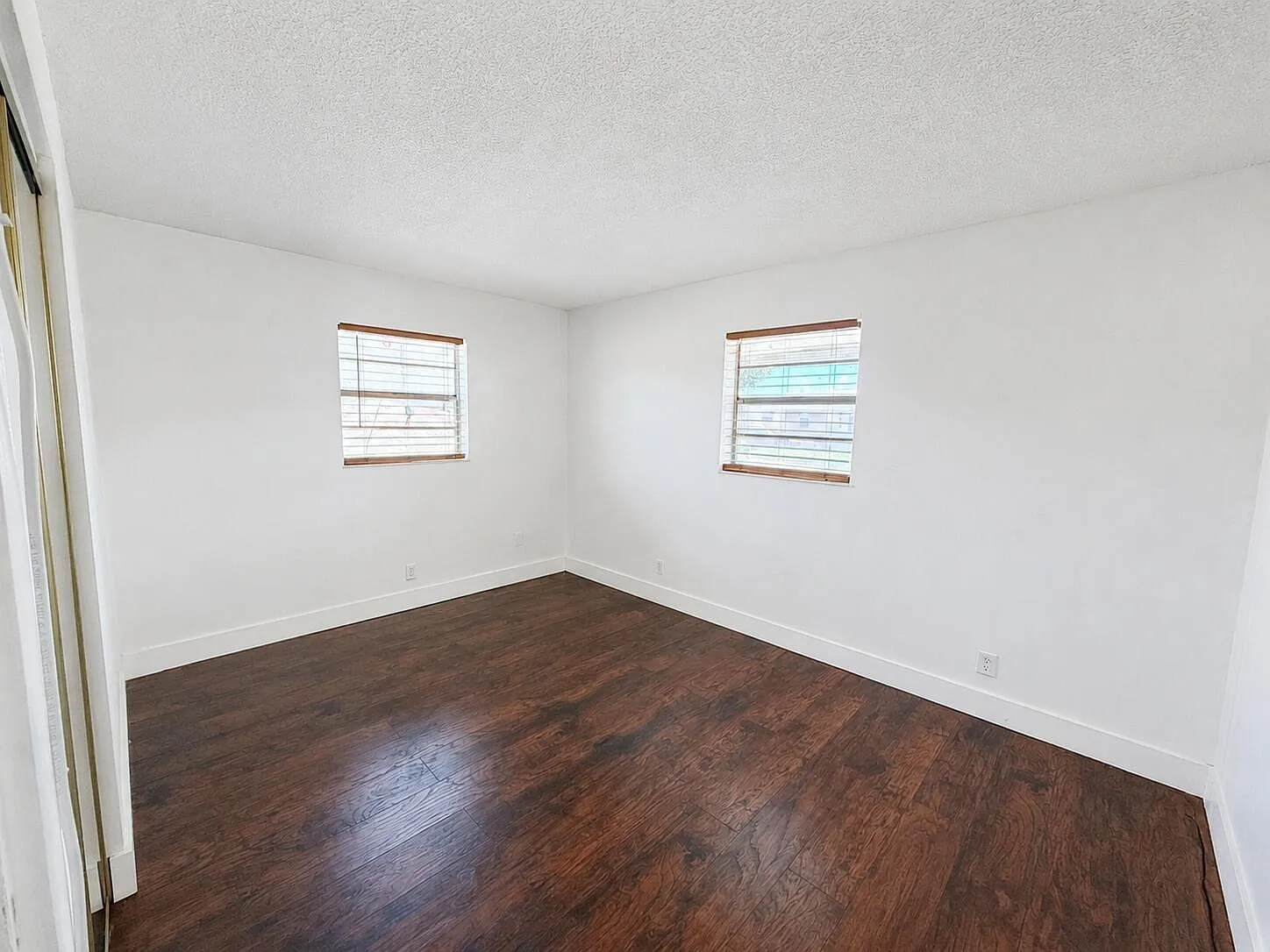 2 bed, 1.0 bath, 800 sqft, $2,100 — Photo 4