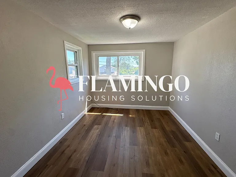 929 Stolz Ave — Photo 11