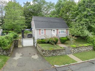 5 Harrison Ave, Wakefield, MA 01880