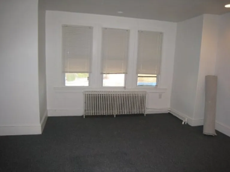 5958 N 21st St #2B — Photo 4