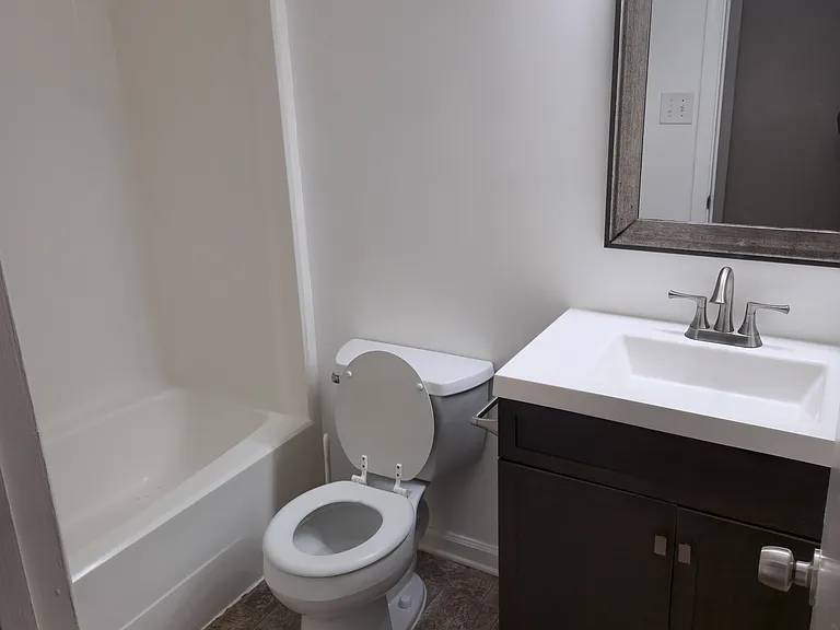 4692 Greenlaw Dr — Photo 9