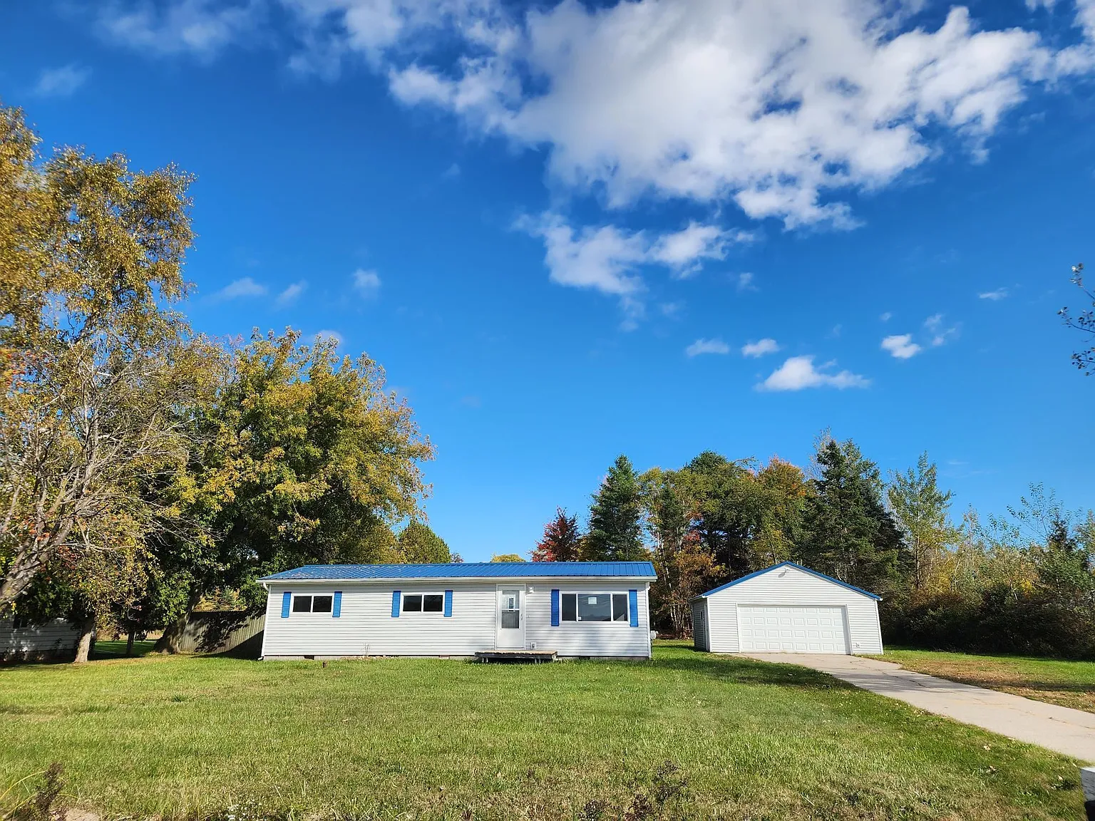4154 N Mackinaw Rd photo 1