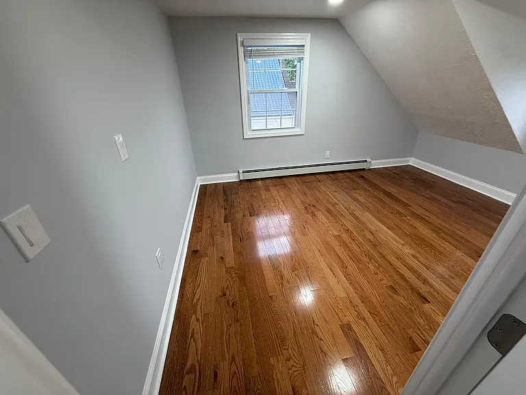 1376 Clay St #2 — Photo 8