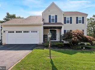 132 Bayberry Dr, Royersford, PA 19468