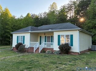 269 Willow Farm Ln, Bumpass, VA 23024