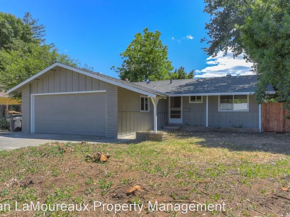 424 Delta Dr, Woodland, CA 95695