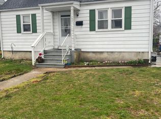 101 6th St, Brooklawn, NJ 08030