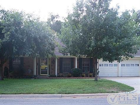 1st image of 421 Englewood Ln