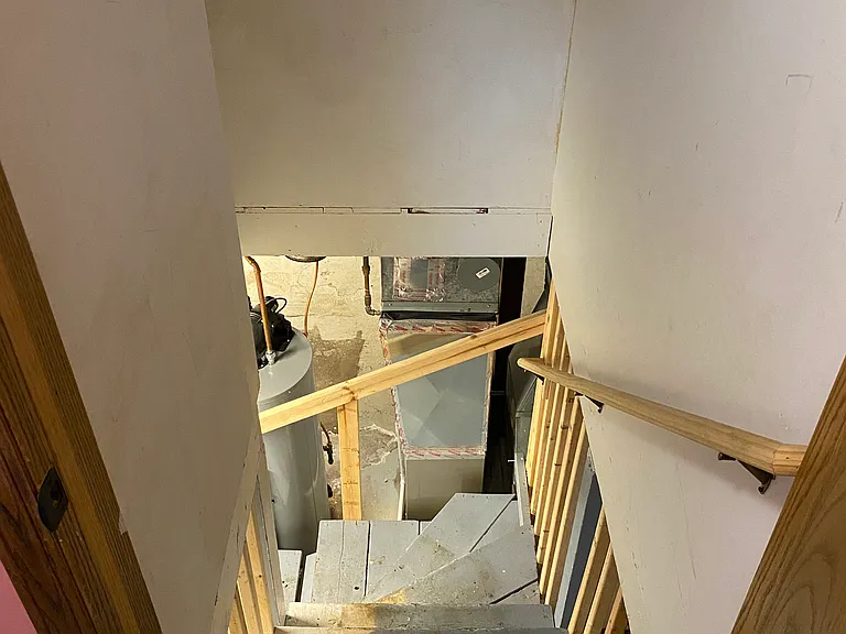 2412 Cowern Pl E — Photo 19